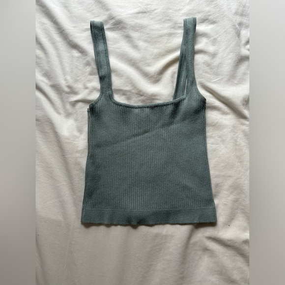 Garage essential tank - Picture 1 of 2